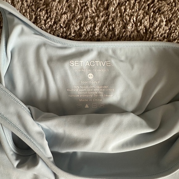 Set- SET ACTIVE - Picture 4 of 5